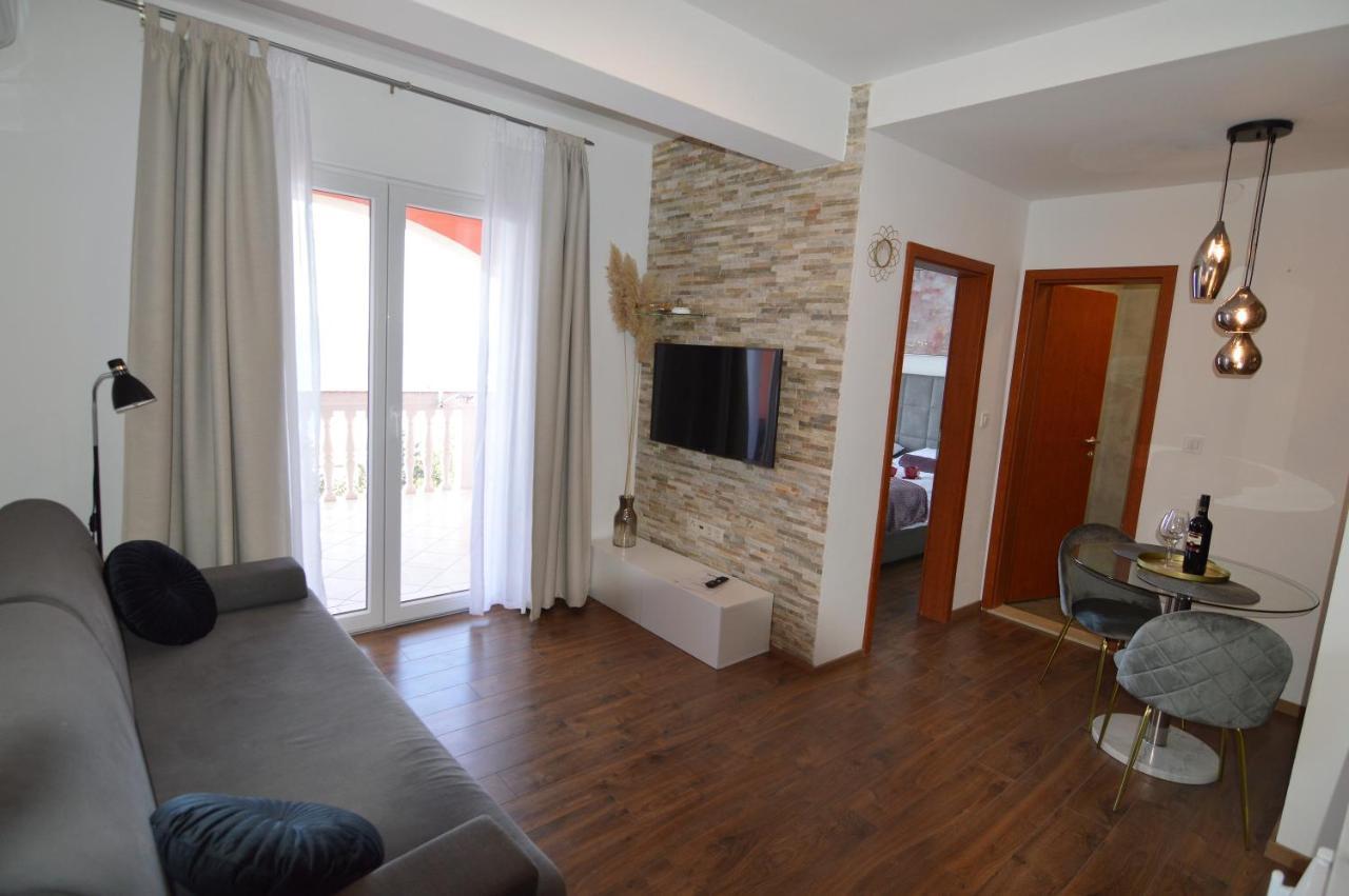 Ferienwohnung Amari Starigrad Paklenica Exterior foto