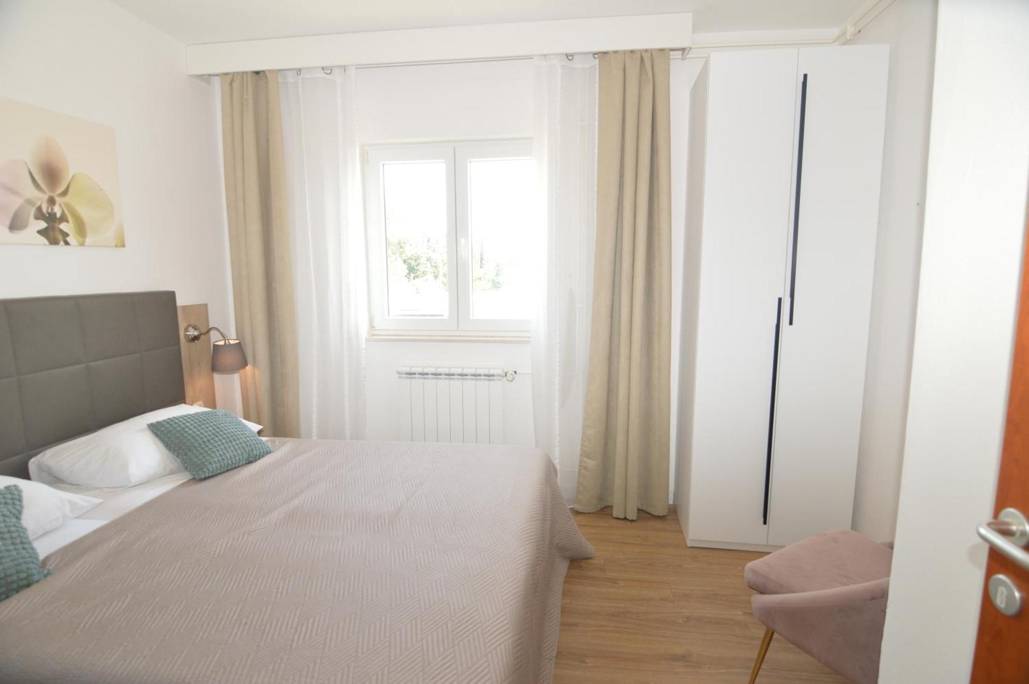Ferienwohnung Amari Starigrad Paklenica Exterior foto